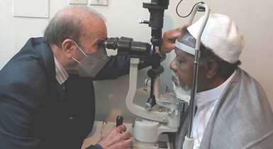 درمان رهبر شیعیان نیجریه در دانشکده علوم توانبخشی