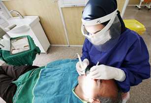 اجرای  طرح پایش سلامت دهان و دندان در دانشکده دندانپزشکی