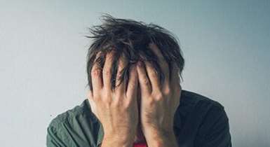 چگونه حملات پانیک را پشت سر بگذاریم؟