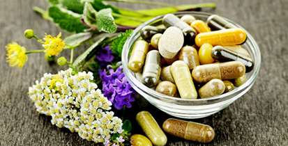 كشف و ضبط مکمل های لاغری غير مجاز حاوی آمفتامین از عطاري های منطقه یک تهران