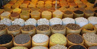 کشف انبار خشکبار و ادویه غیربهداشتی در شرق تهران