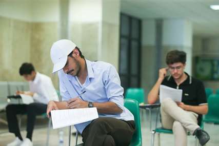 برگزاری آزمون‌های تخصصی و سراسری علوم پزشکی در دانشگاه